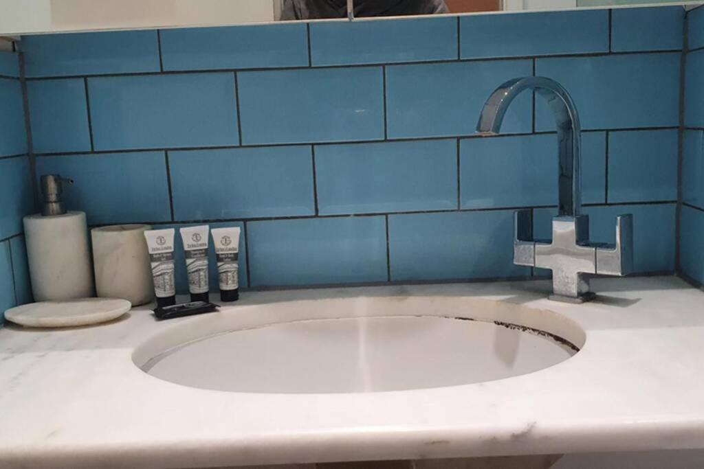 לונדון Central 1 Bedroom Apartment *Zone 1* Elephant And Castle מראה חיצוני תמונה